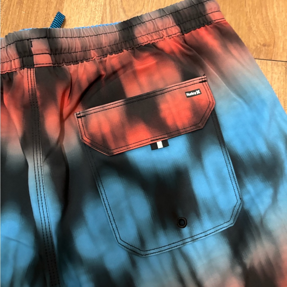 ⭐️HOST PICK-HURLEY MEN’S SWIM SHORT - Picture 8 of 13